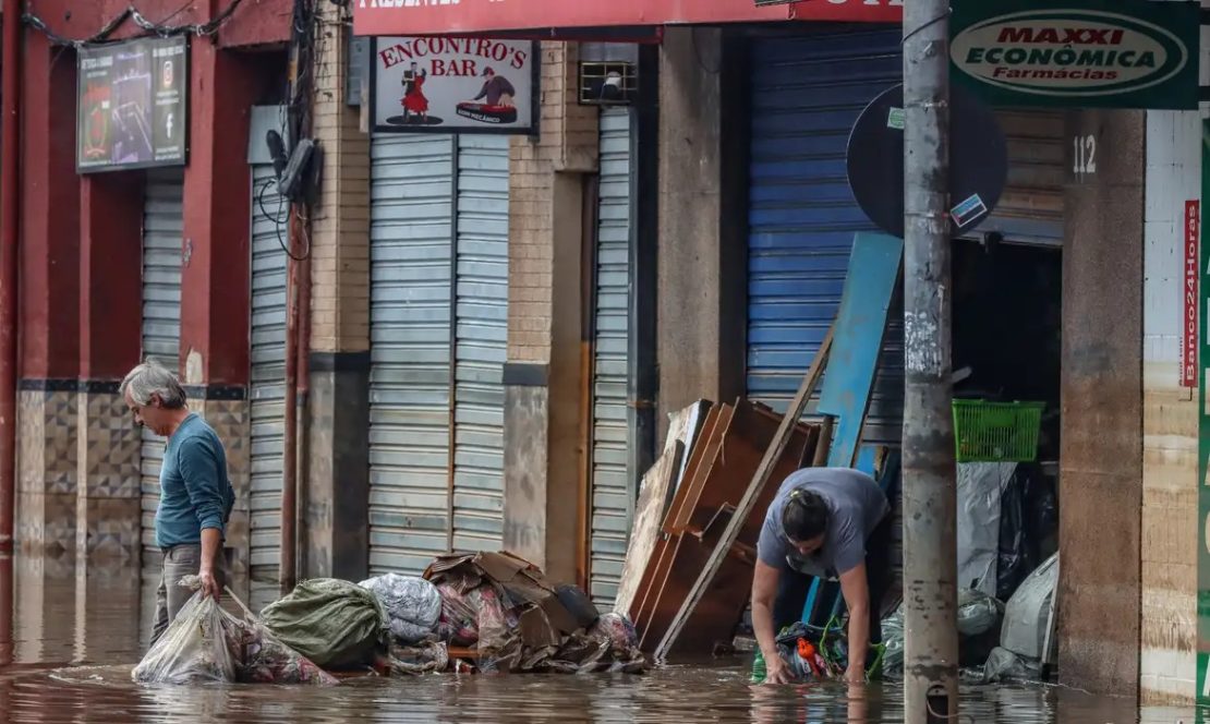 Novo sistema Defesa Civil Alerta permite o envio de mensagens de texto para pessoas em localidades com risco de desastre. Foto: Rafa Neddermeyer/Agência Brasil