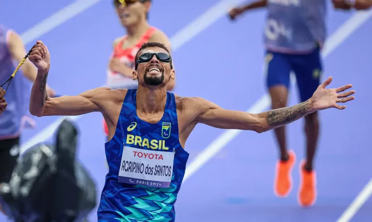 Júlio César leva ouro no atletismo. Foto: Wander Roberto/CPB.