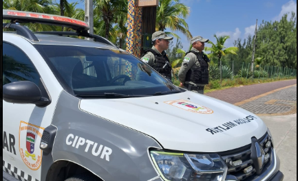 Polícia Militar encontra idosa desaparecida em Ponta Negra. Foto: Reprodução/PMRN.