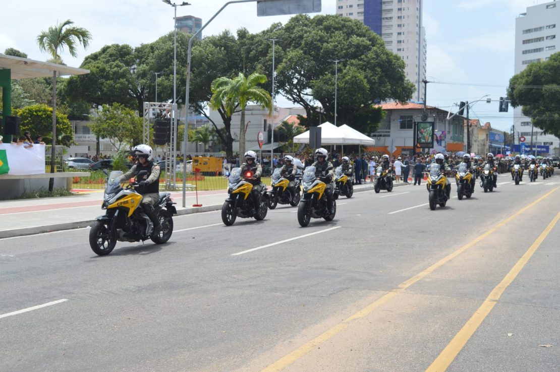 Um dos grandes destaques do desfile deste ano foi a apresentação das novas viaturas - carros, motos, caminhões - recebidas pelo Governo do RN com recursos do Fundo Nacional de Segurança Pública