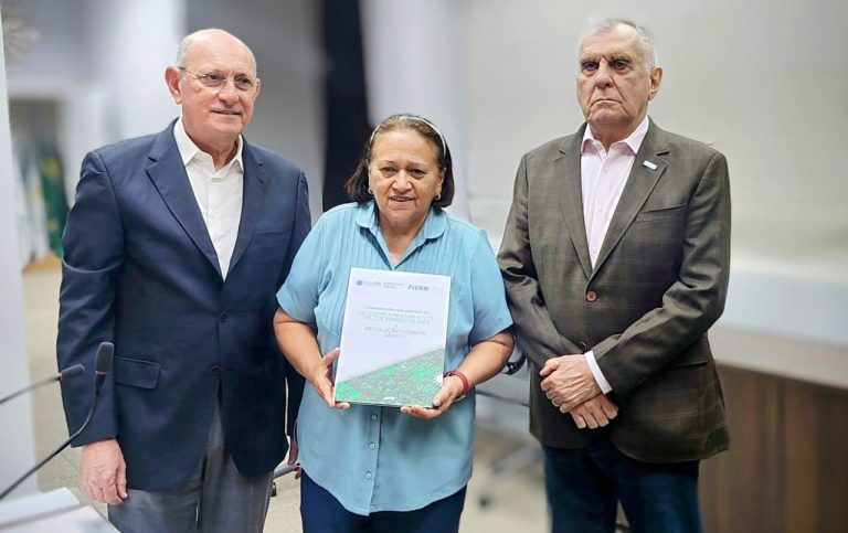 Governadora Fátima bezerra recebeu da Fiern documento com sugestões para melhorar o licenciamento ambiental no RN. Foto: Fiern