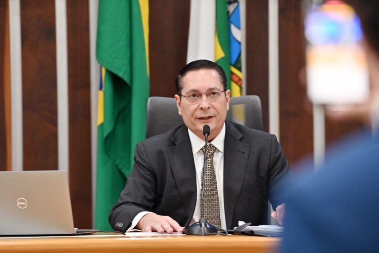 Projetos da ALRN sancionados foram debatidos sob o comando do presidente do Legislativo potiguar, deputado Ezequiel Ferreira. Foto: ALRN