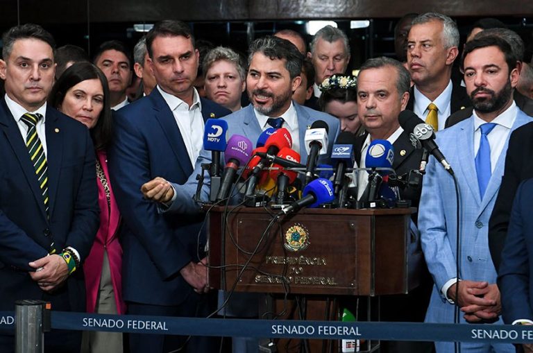 Senadores e deputados apresentaram pedido de impeachment contra Alexandre de Moraes. Foto: Jonas Pereira/Agência Senado