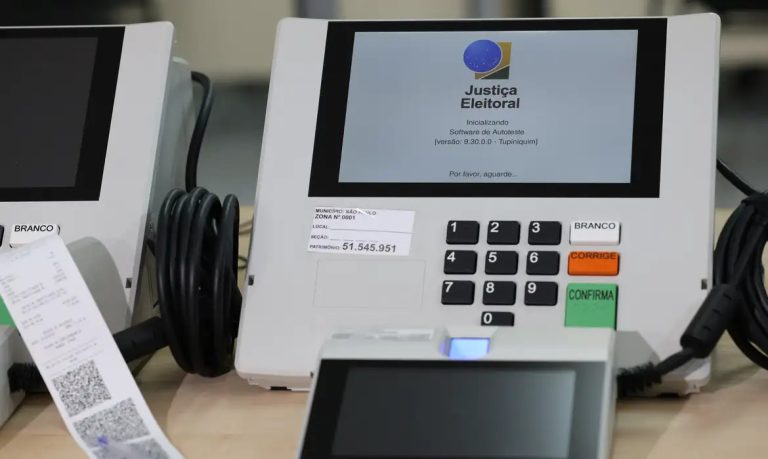 Ao todo, dos 58.400 vereadores eleitos pelos brasileiros, 23.823 conseguiram a reeleição e iniciarão mais quatro anos em 2025. Foto: Rovena Rosa/Agência Brasil