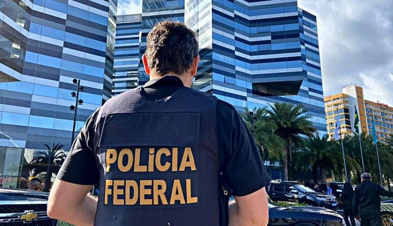 Hacker preso pela Polícia Federal tentou vender vender informações sensíveis. Foto: Polícia Federal