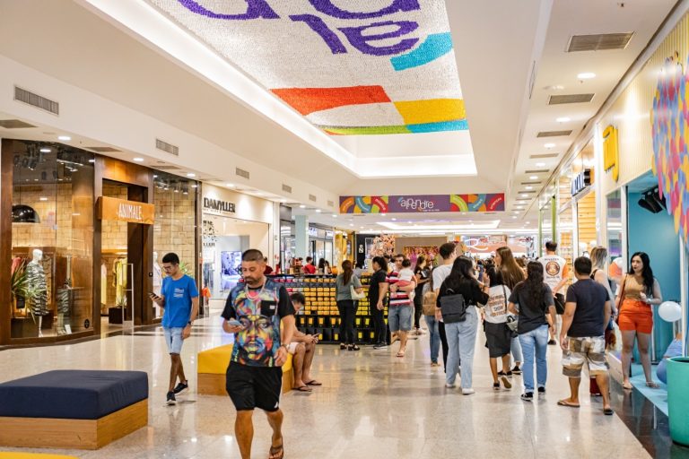 No feriado do Dia de Finados, comércio nos Shoppings funcionará até as 21h. Foto: Reprodução