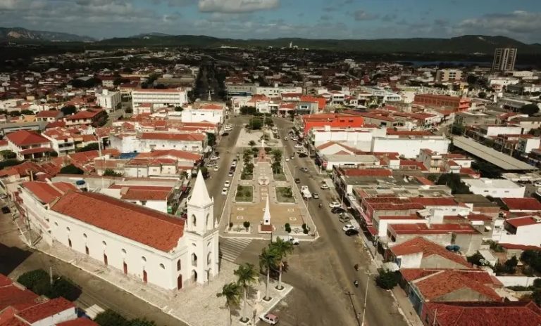 Estrutura já está sendo montada para a RuralTur, evento que acontece de 21 a 23 de novembro em Currais Novos. Foto: Kaka Drones