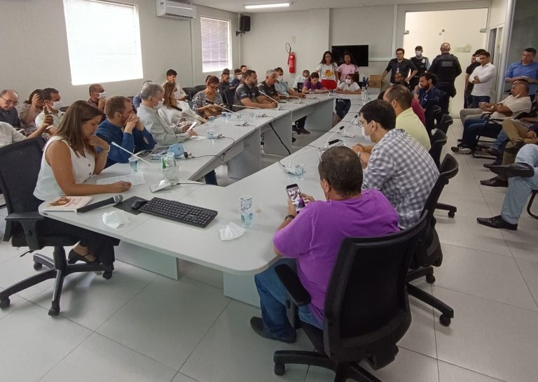 Reajuste das passagens de ônibus foi aprovado nesta quinta-feira pelo Conselho Municipal de Transportes. Foto: STTU