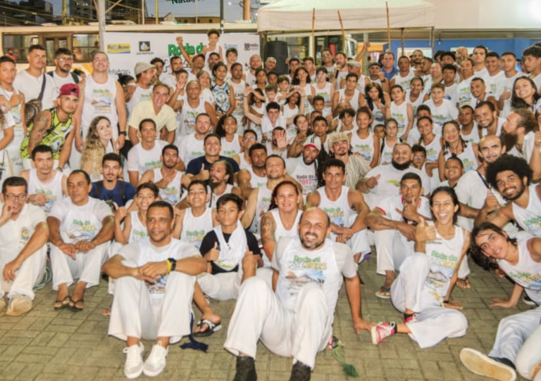 Roda da Paz também tem como objetivo integrar capoeiristas de diferentes grupos, suas famílias e o público em geral. Foto: Divulgação