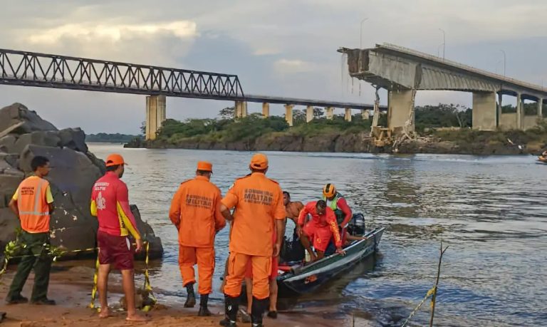 A possível contaminação também foi responsável pela suspensão das buscas aos desaparecidos no Rio Tocantins. Foto: Bombeiros Militar/Governo do Tocantins