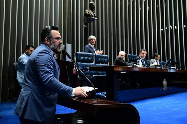 Ministério da Fazenda estima que aproximadamente 290 multinacionais atuantes no Brasil serão afetadas por essa nova regra de tributação aprovada no Senado. Foto: Pedro França/Agência Senado