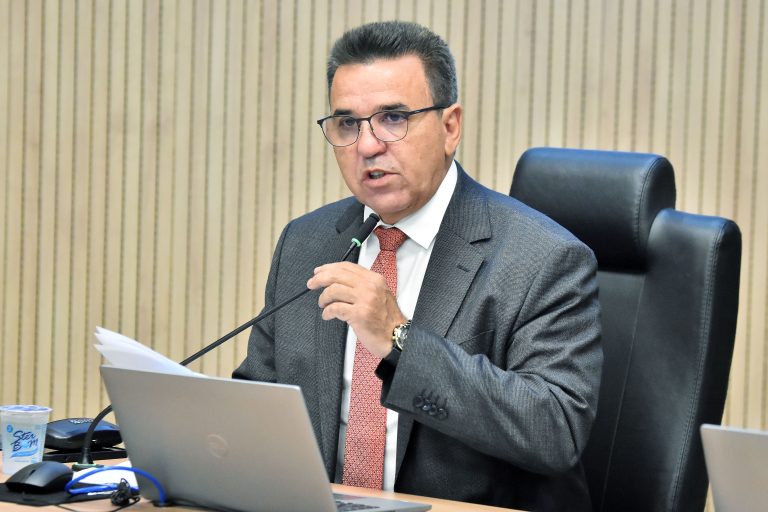 Deputado Luiz Eduardo foi o relator do projeto que altera o IPVA no RN. Foto: João Gilberto/ALRN