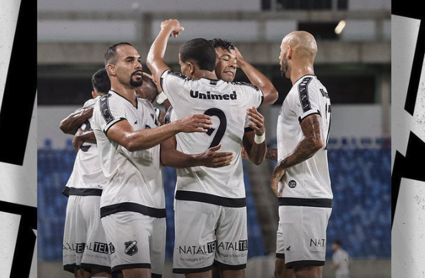 Com a vitória, ABC chega ao 13 pontos e segue líder da competição. Foto: Fotos: Rennê Carvalho/ABC F.C.