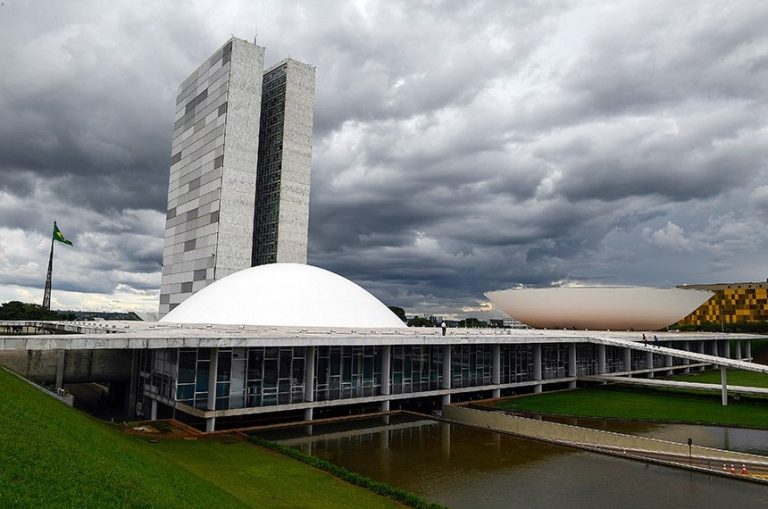 Lista de vetos para ser votada no Congresso também tem vetos que amenizaram ou impediram o aumento de despesas. Foto: Roque de Sá/Agência Senado